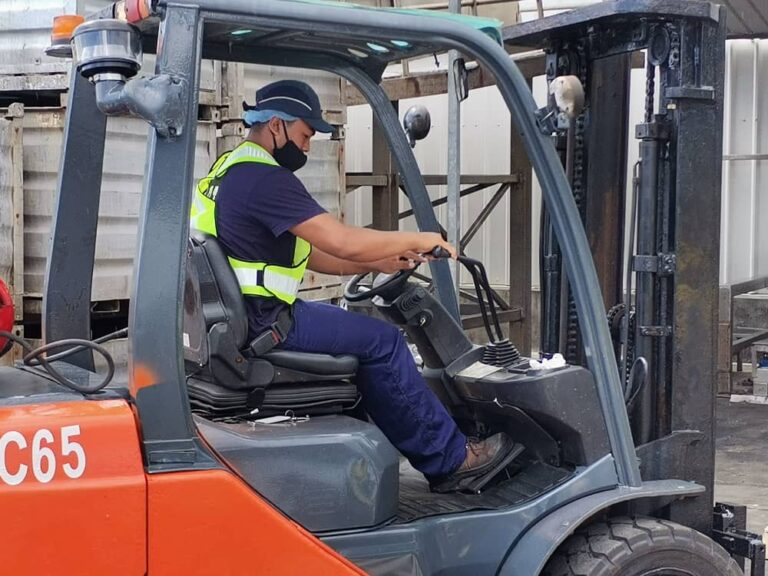 Forklift Training - Wheelset Academy of Machine Operators
